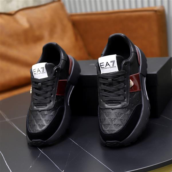 2025112816169623 300